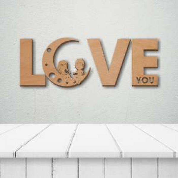 Декоративний елемент з фанери "LOVE та закохані"